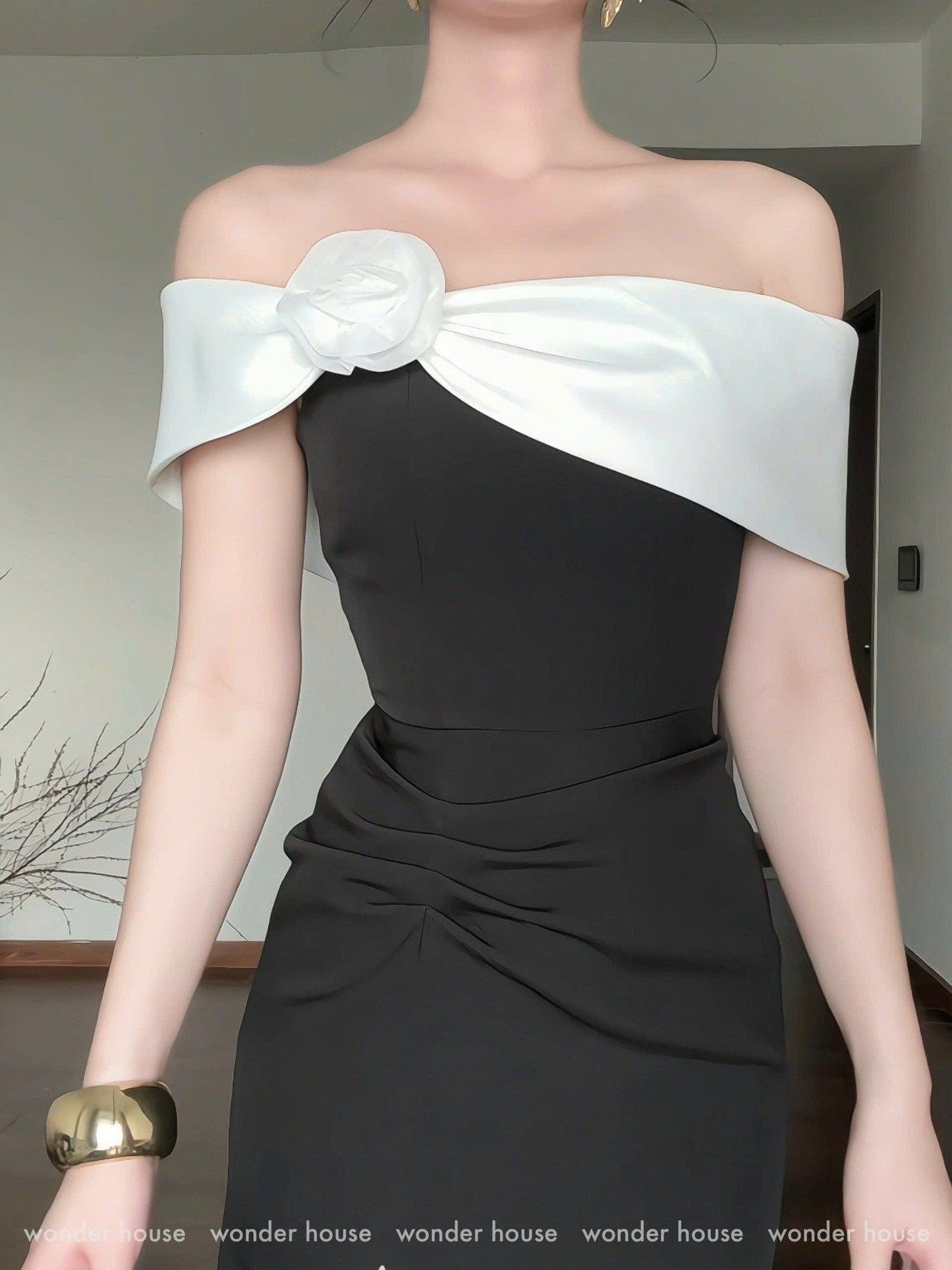Wonderhouse Lila Dress (Pre-order)