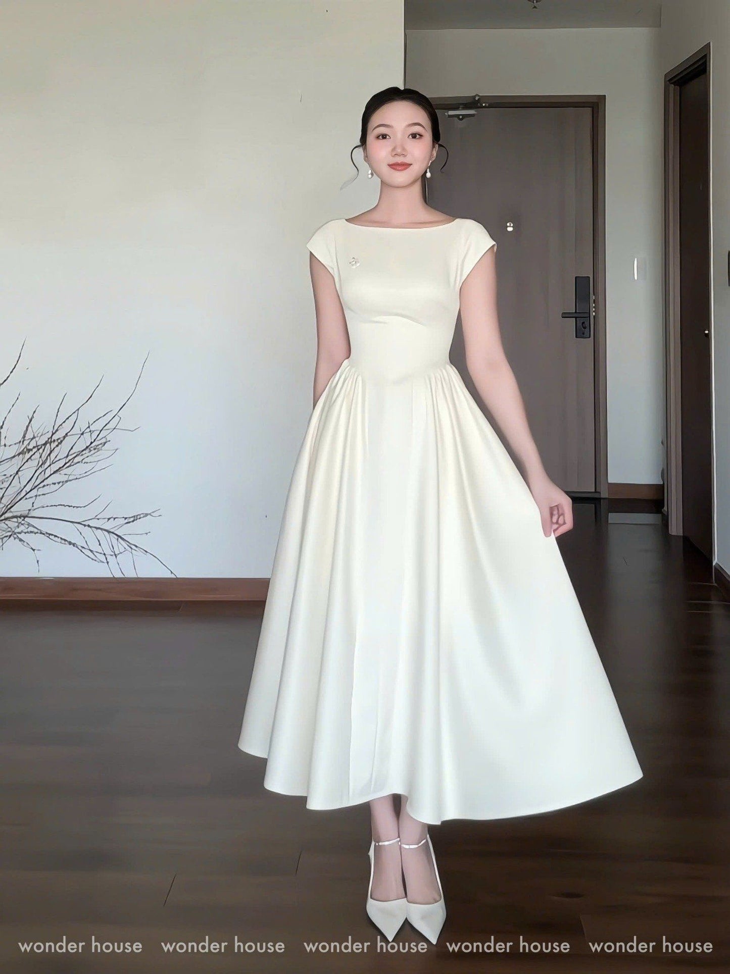 Wonderhouse Mona Dress (Pre-order)