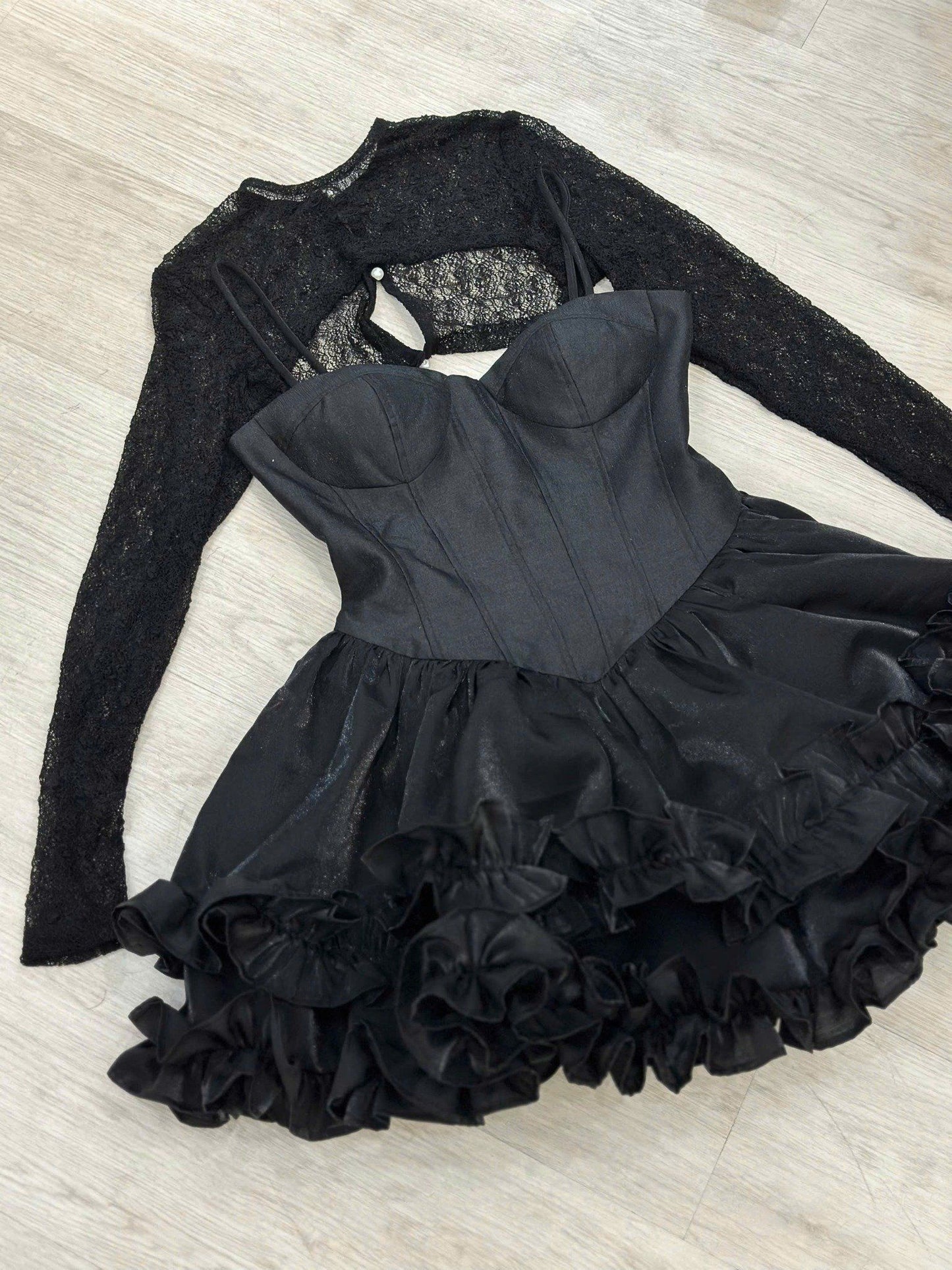 Wonderhouse Linly Dress (Pre-order)
