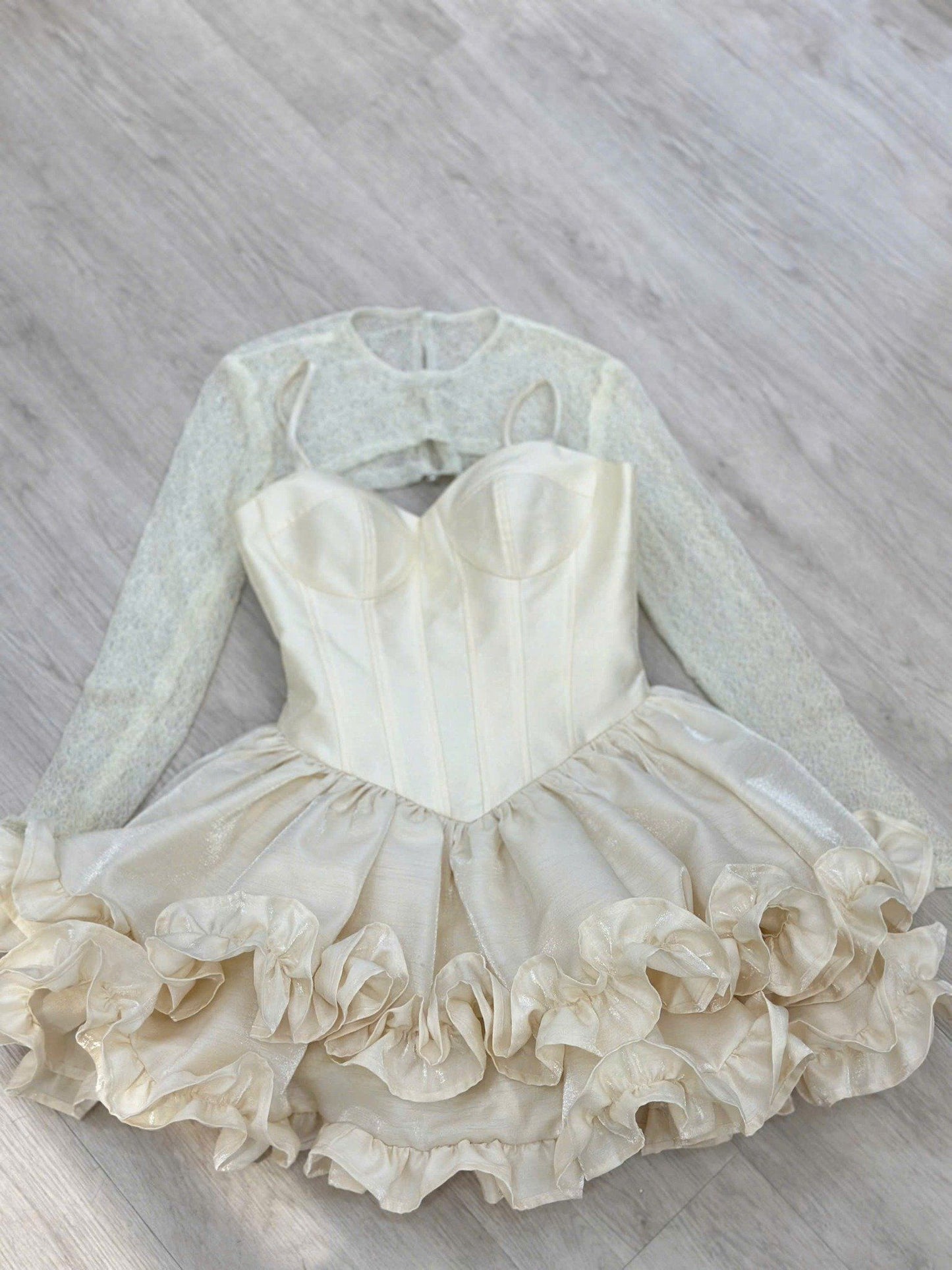 Wonderhouse Linly Dress (Pre-order)
