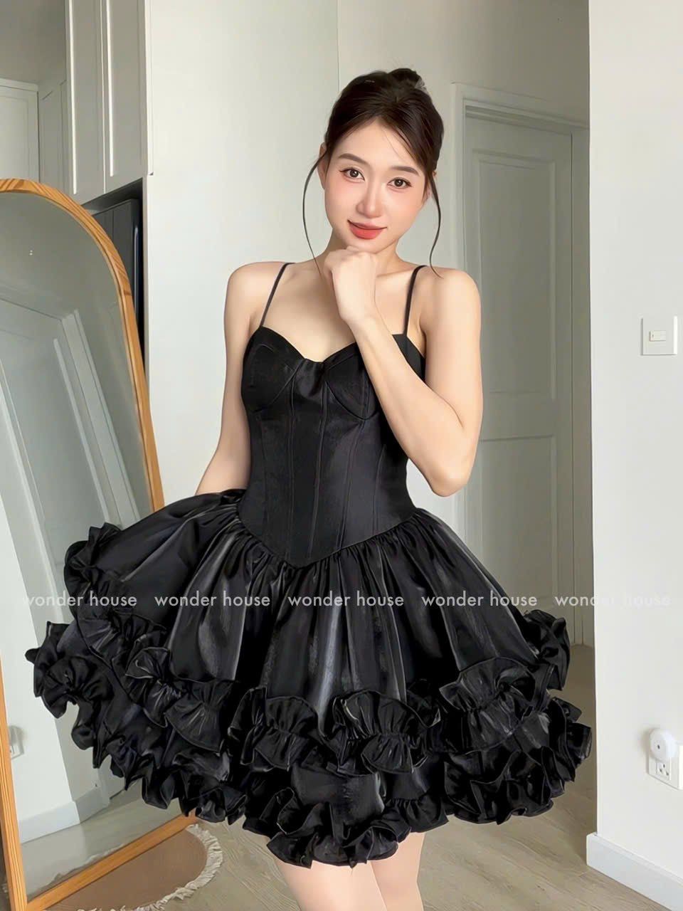 Wonderhouse Linly Dress (Pre-order)
