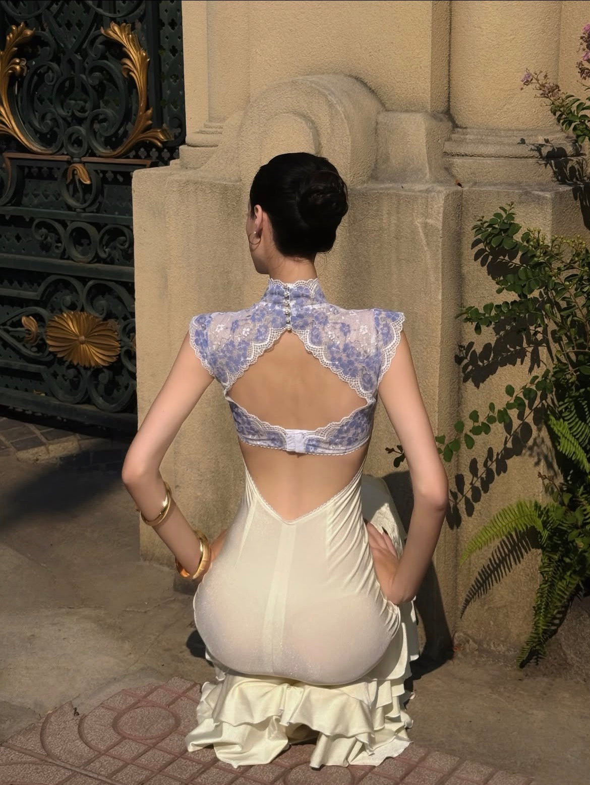 Xinhha Ophelia Lace Gown