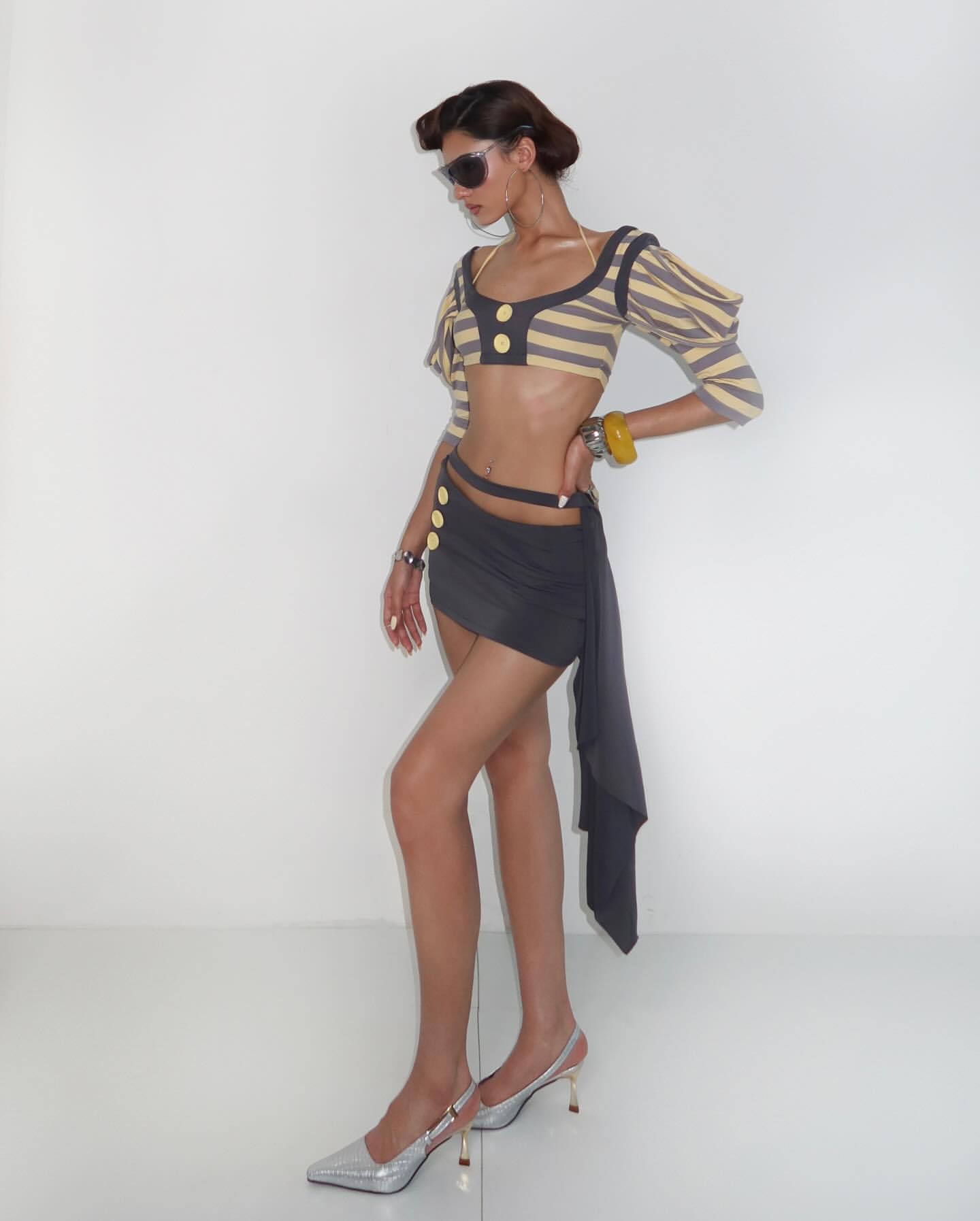 Lussera.Vita Button Stripe Top