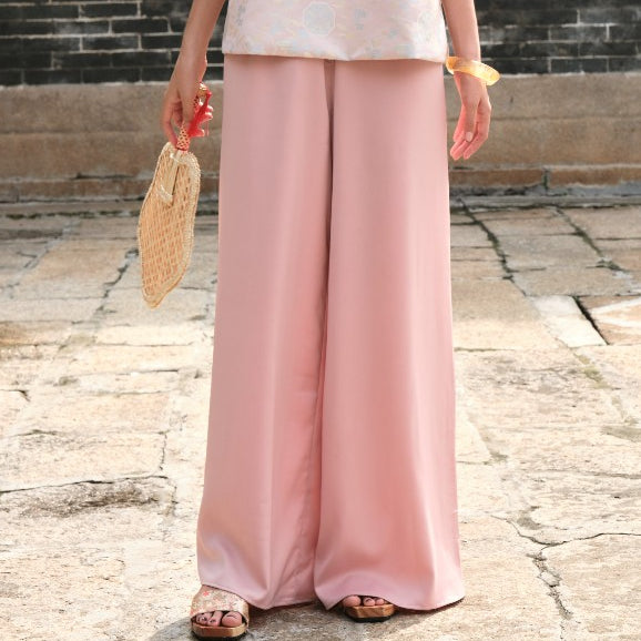 Mieufashionista Modern Halter Ao Dai Ngoc Diep