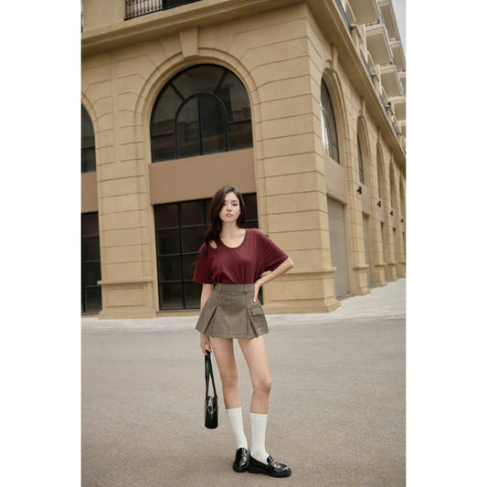 Colin Loose-Fit Short-Sleeve T-Shirt With V-Neck And Cut-Out Shoulder (Pre-order)