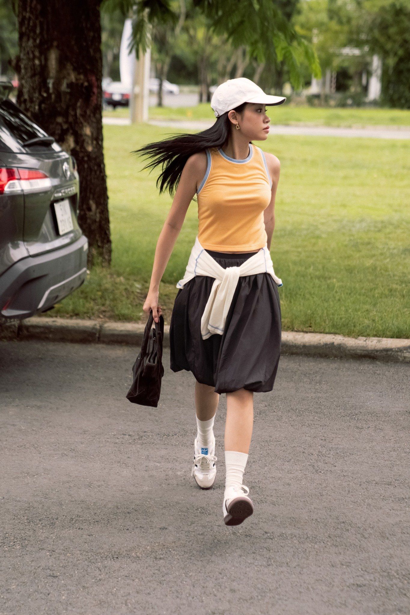 Libe Black Bubble Low Waist Parachute Mid-Length Skirt (Pre-order)