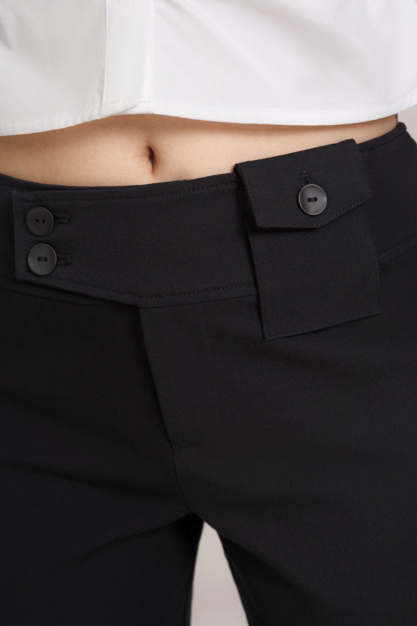 Libe Black Khaki Capri Trousers (Pre-order)