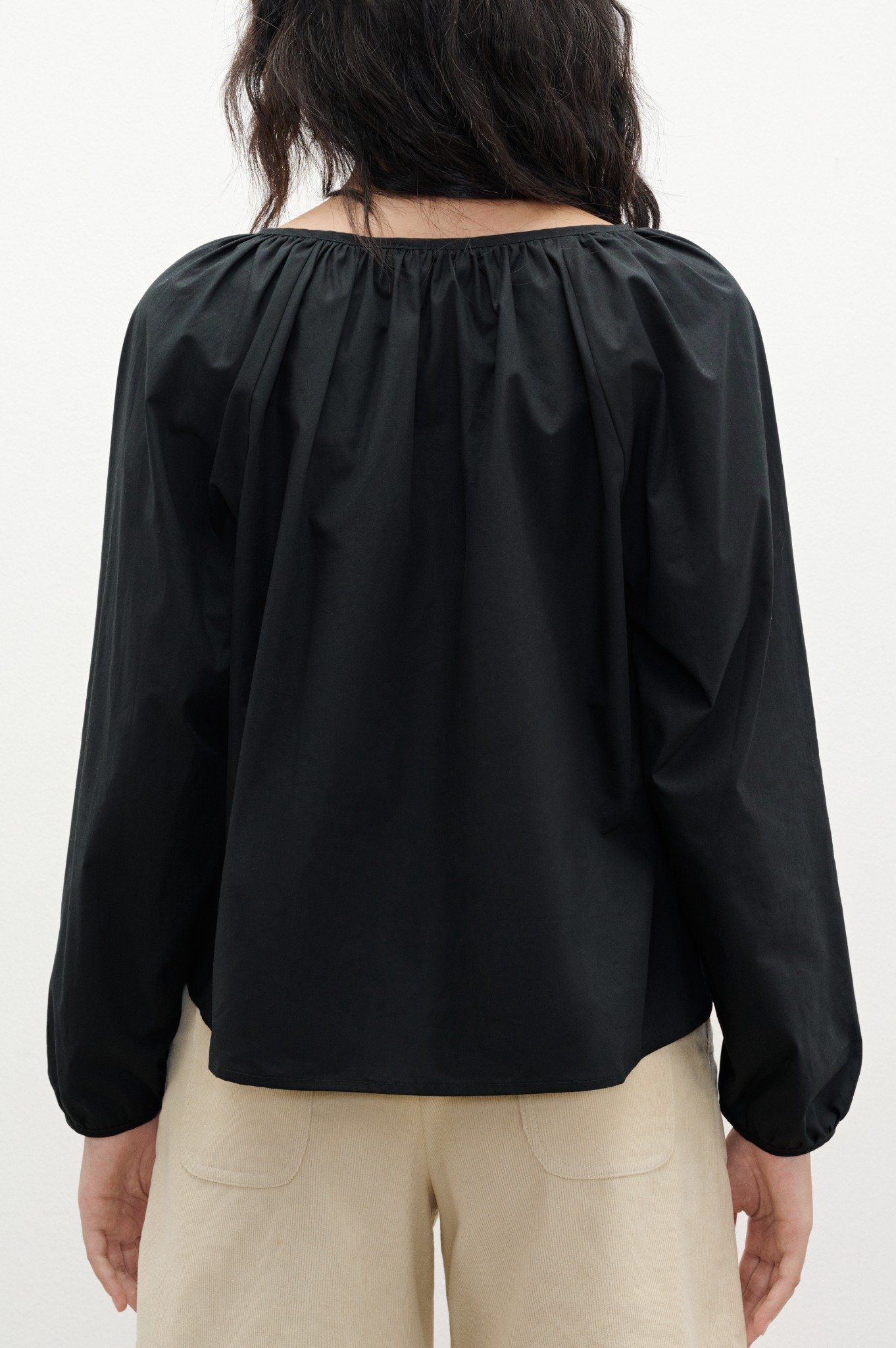 Libe Black Long Sleeve Top (Pre-order)