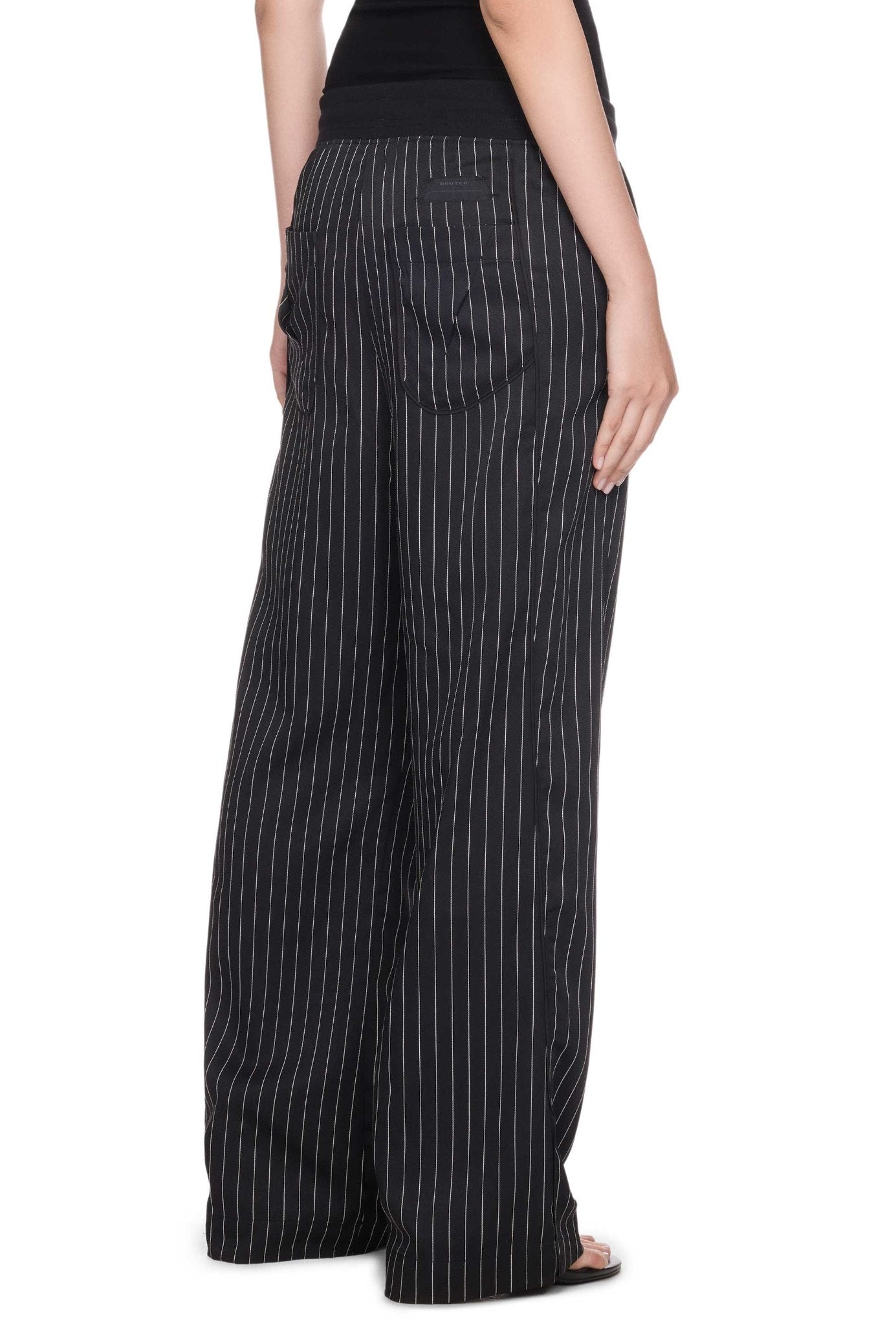 The Beuter Black Stripes Pyjama Pants