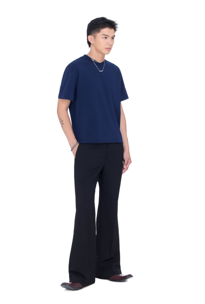 The Beuter Blank Navy Boxy V-Neck T-Shirt