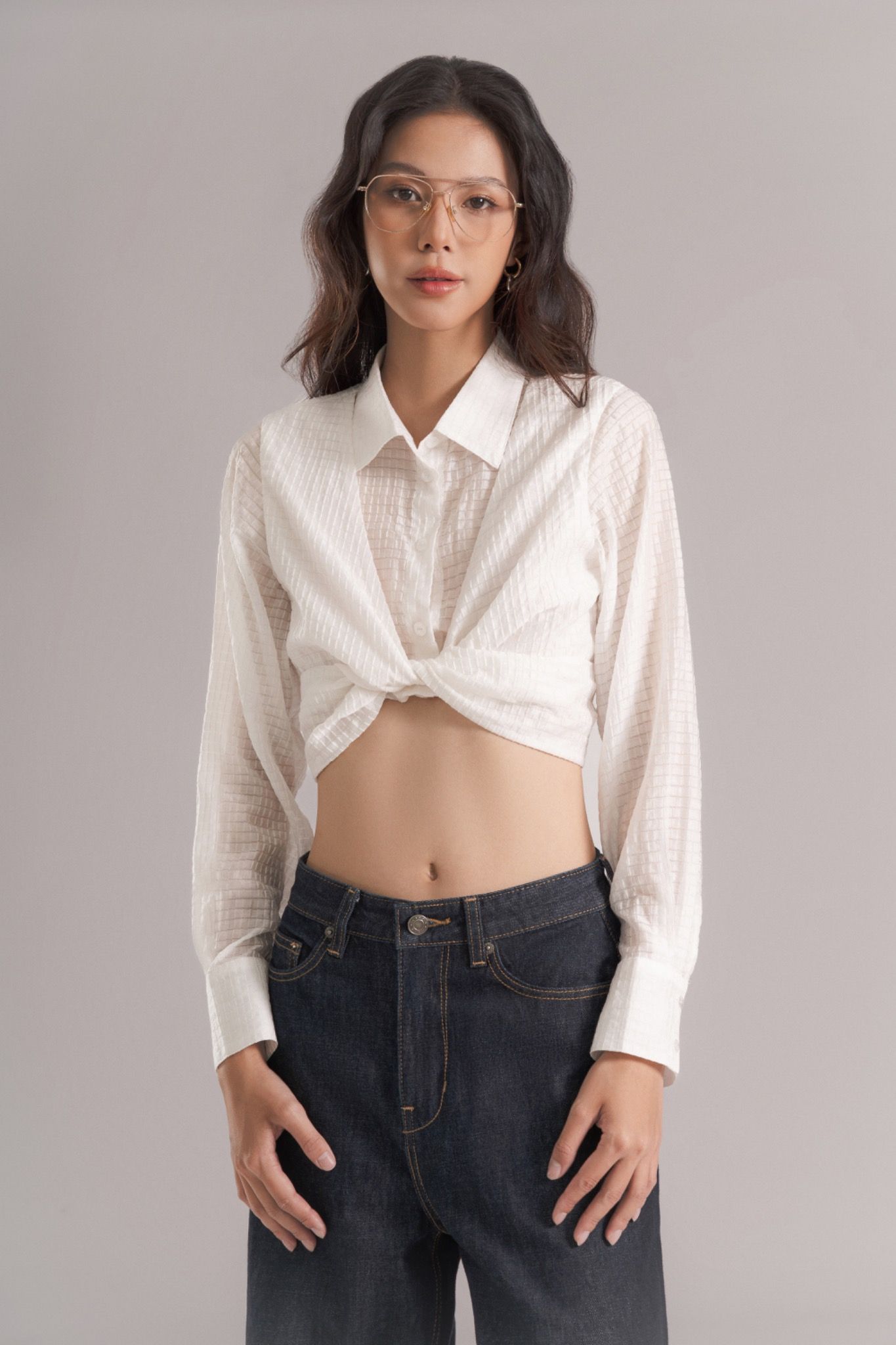 Libe Bow Tie Crop Shirt (Pre-order)