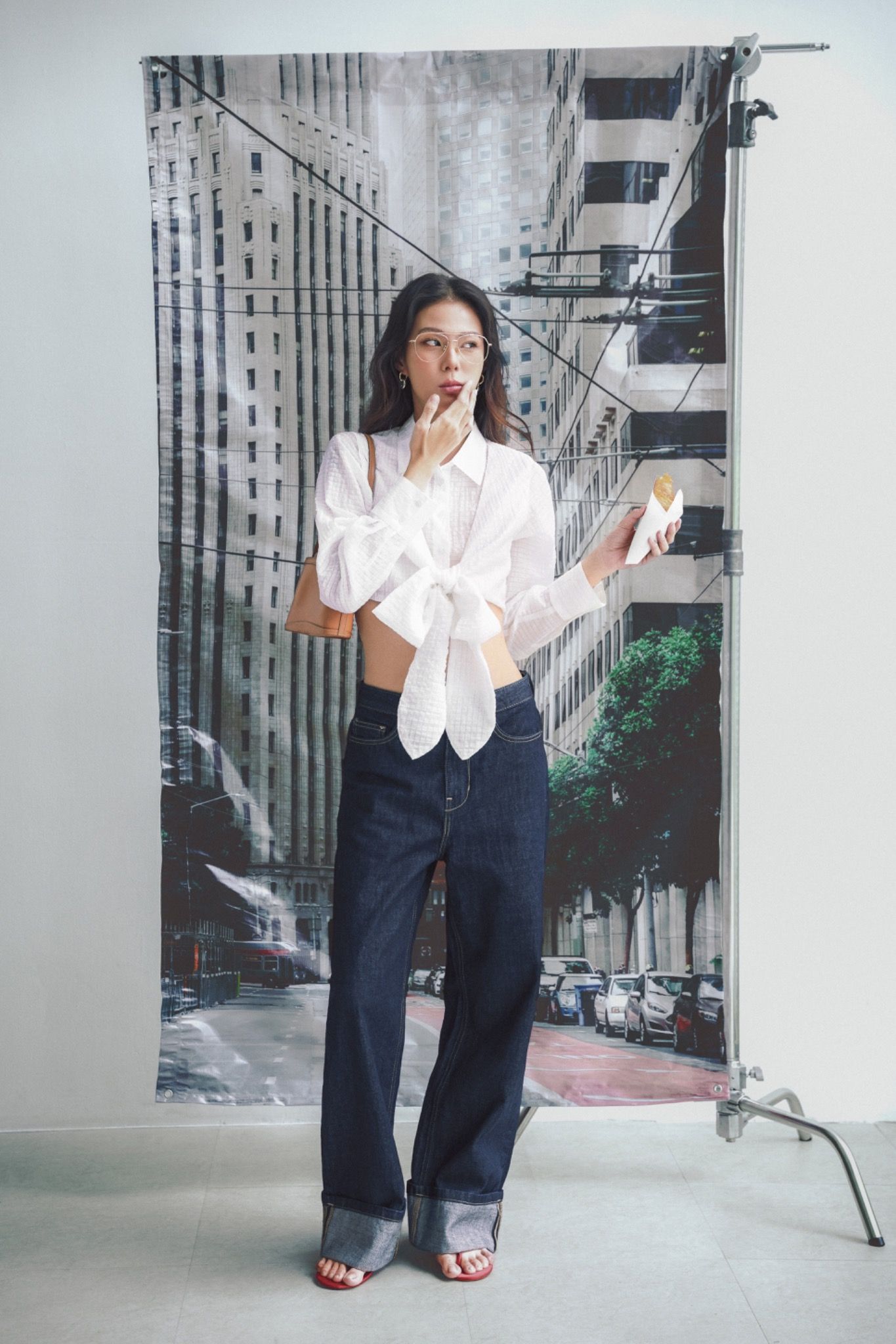 Libe Bow Tie Crop Shirt (Pre-order)