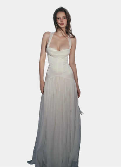 Kisserine Camilla Gown
