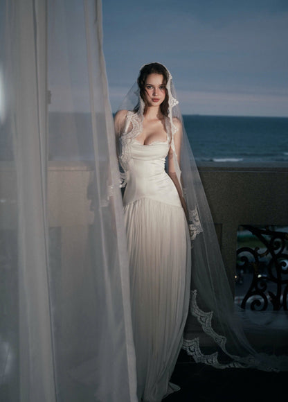 Kisserine Camilla Gown