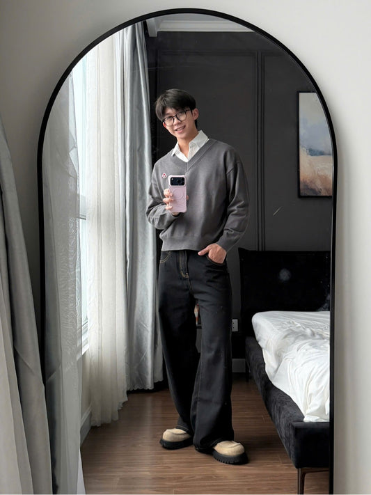 Calem Club Campus V-neck Knit