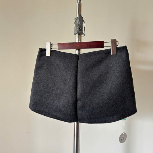Nhabachtuot Wool Skirt With Metal Buttons
