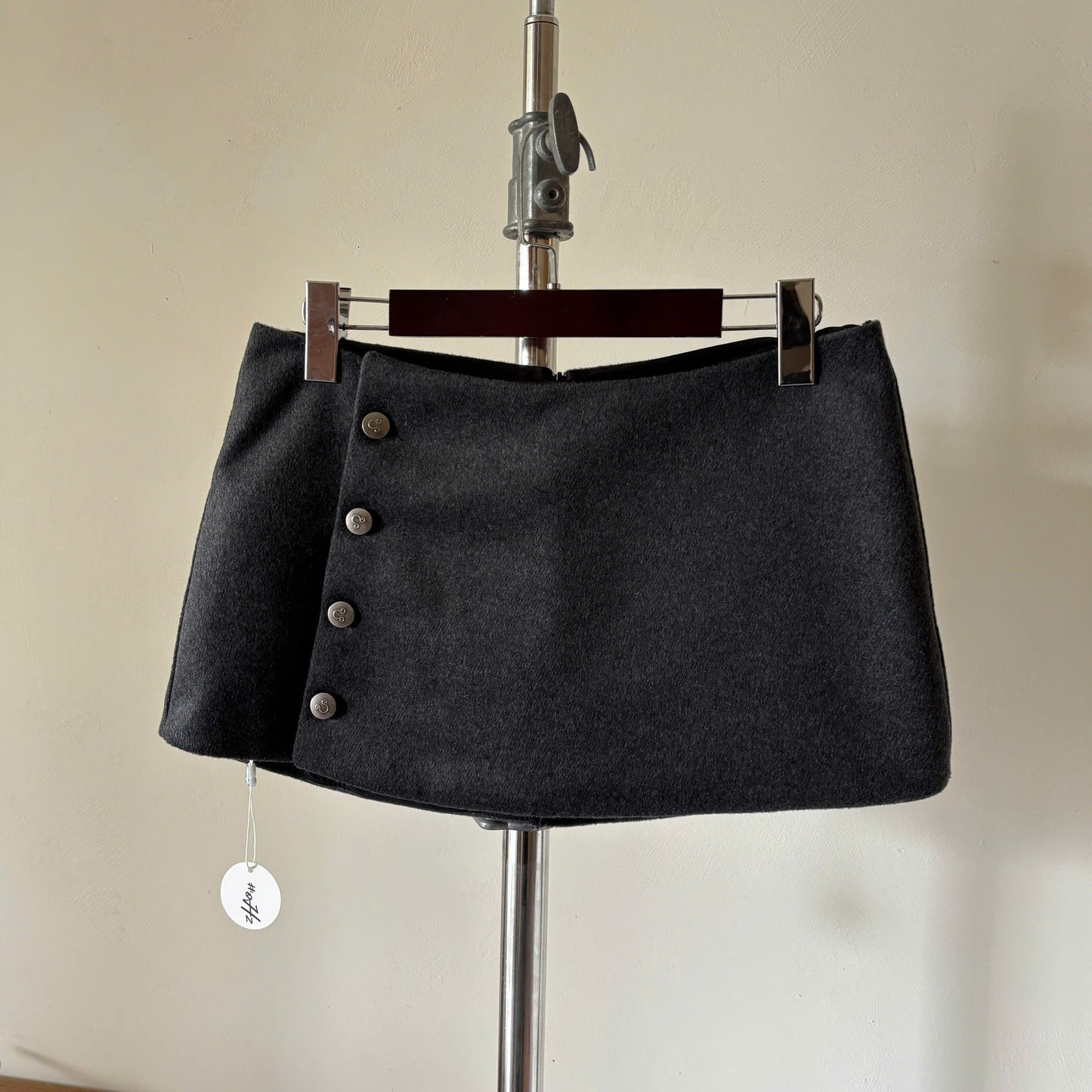 Nhabachtuot Wool Skirt With Metal Buttons