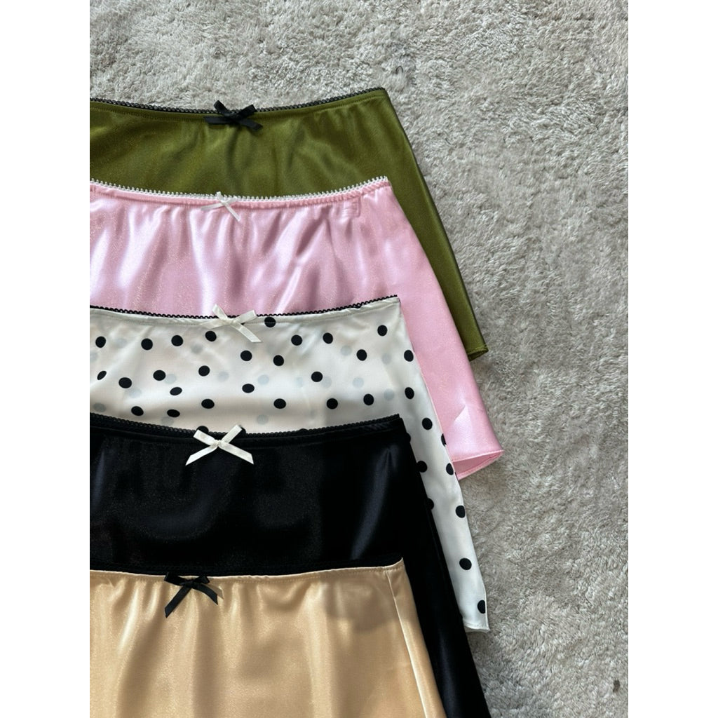 Trouvaile.co_ Classic Mini Skirt