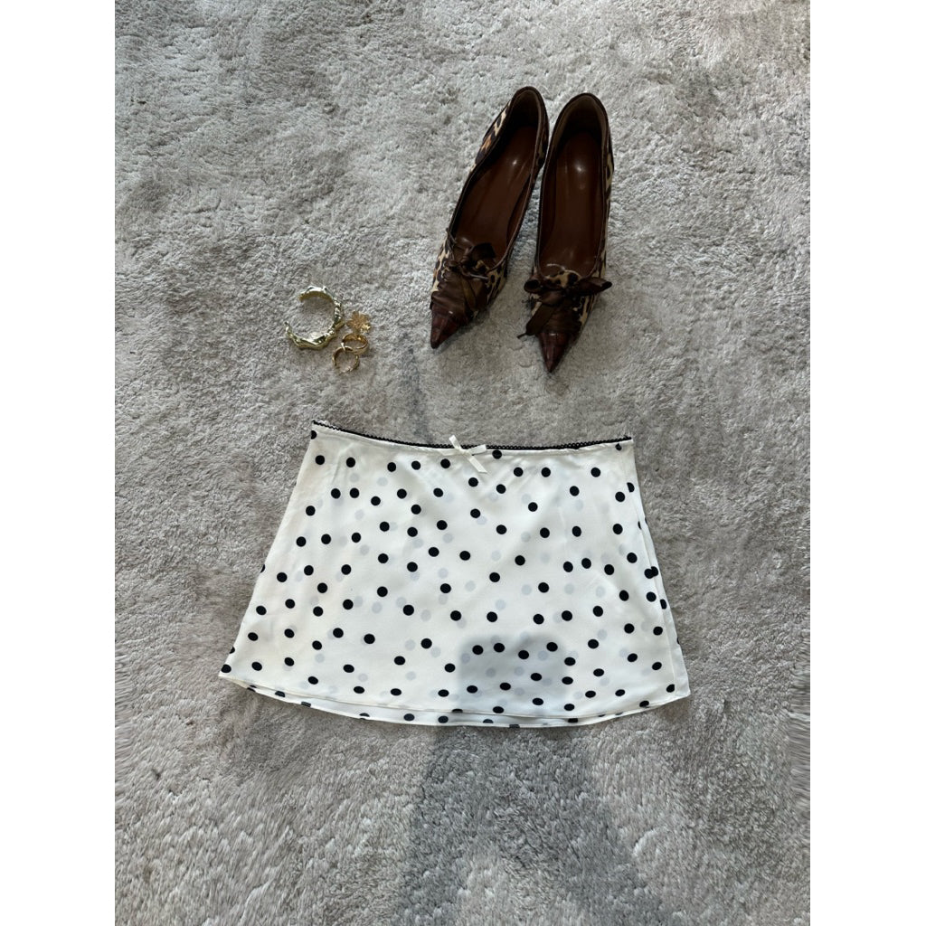 Trouvaile.co_ Classic Mini Skirt