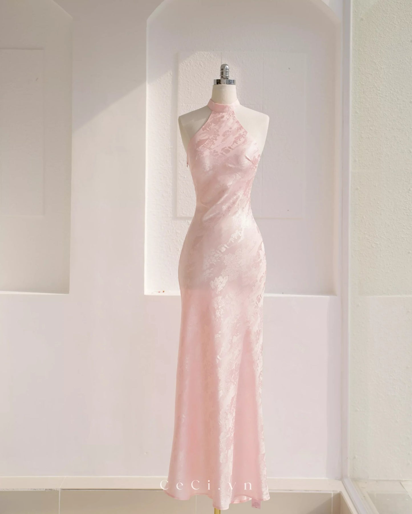 Ceci Dien An - Coral