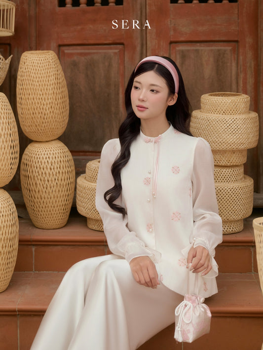 Serabyqh Cream Silk Pants