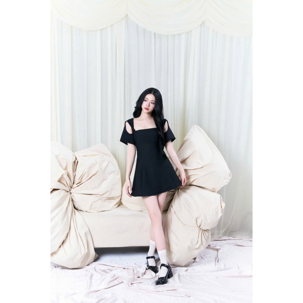 Aguja Daria Waist-Cinched Dress (Pre-order)