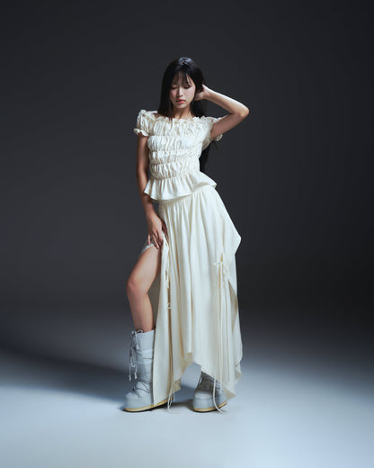 Bunny Hill Dawsey Top (Ivory) (Pre-order) - Em Clothing