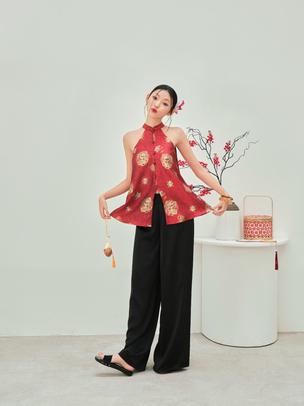 Mieufashionista Red Halter Top Diep Anh