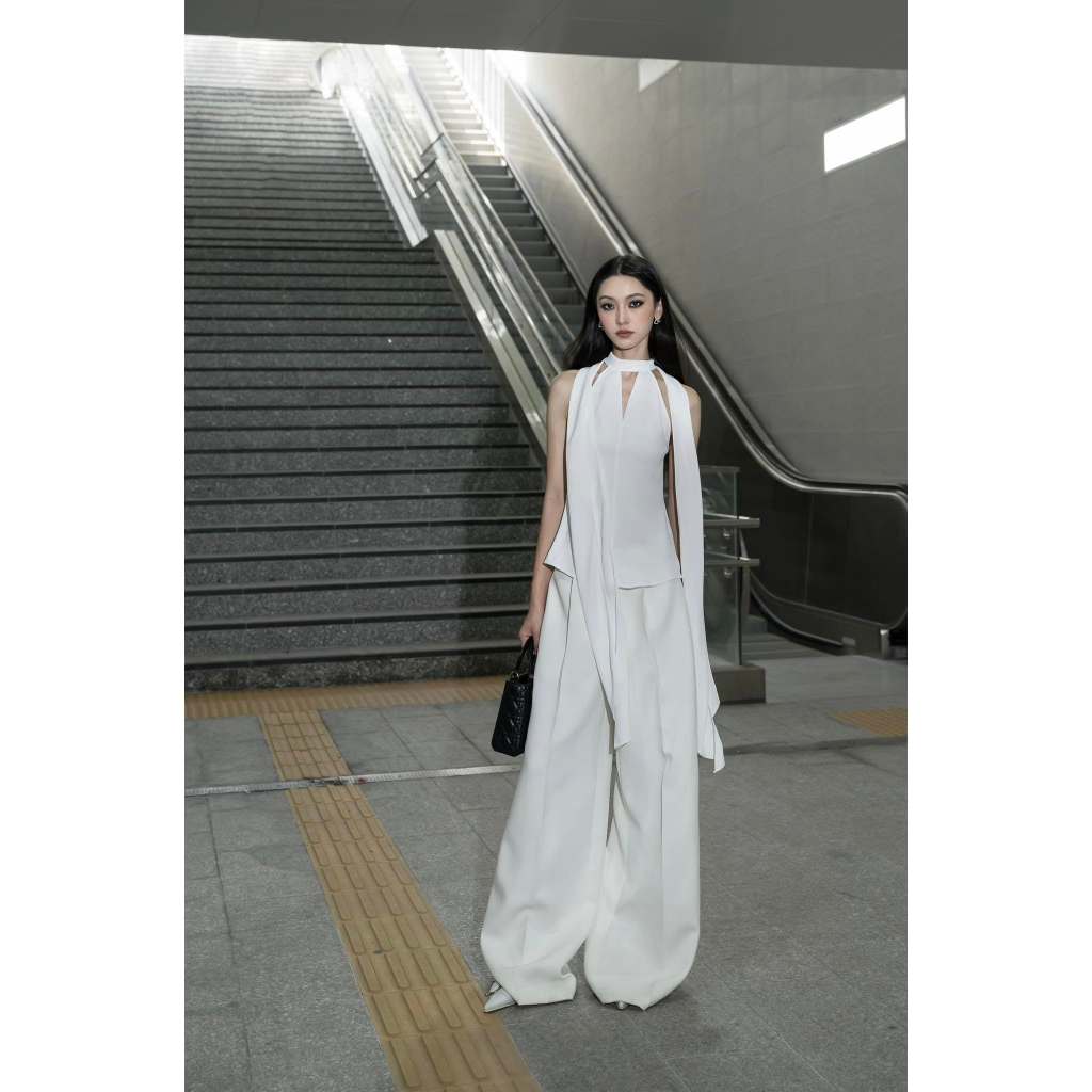 The Swan Emorii Top