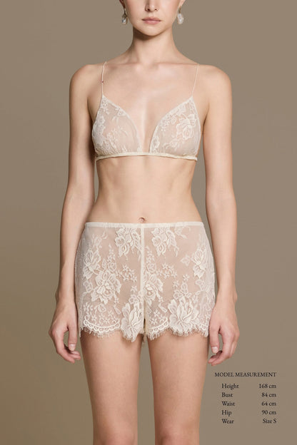 Huong Boutique Essence Lingerie