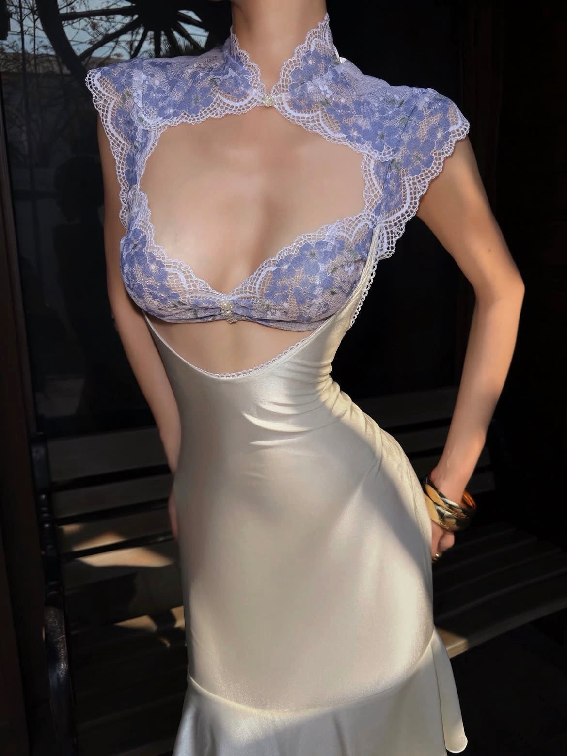 Xinhha Ophelia Lace Gown