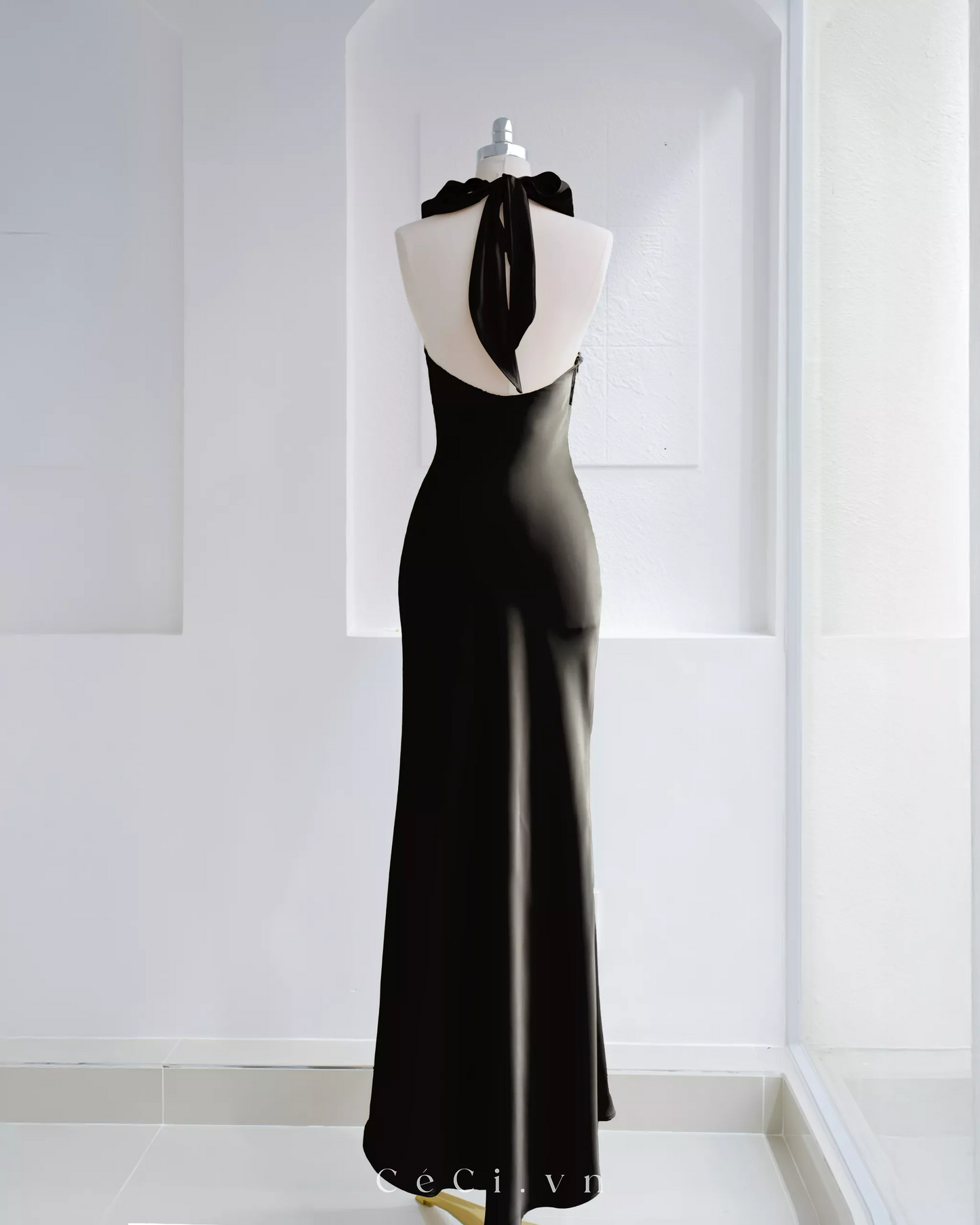 Ceci Gabrille Dress - Midnight Poise
