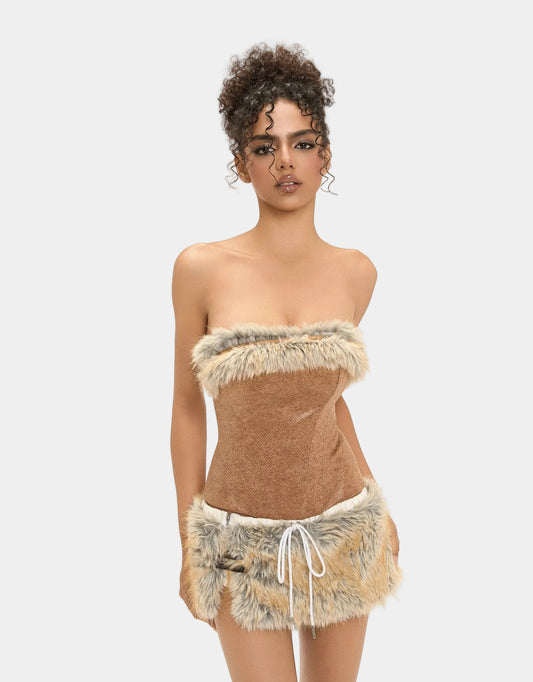Eminist Golden Feather Skirt