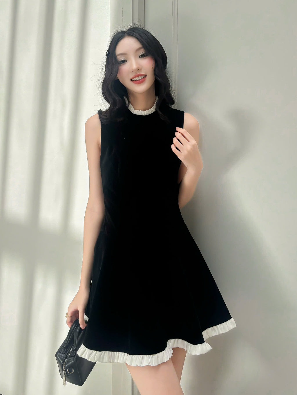Mieufashionista Velvet Mini Dress Hanie