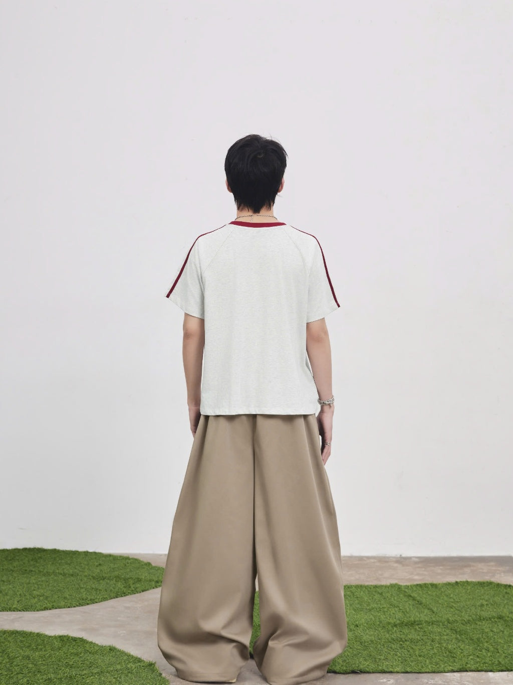 Secodee Hubchis T-Shirt