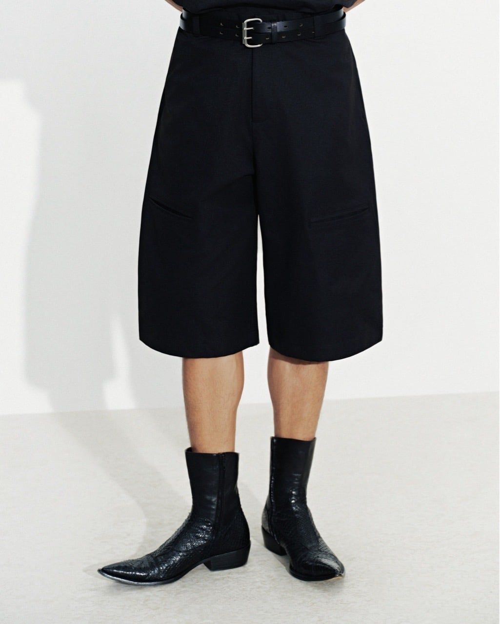 Hypnotism Bermuda Flap Shorts