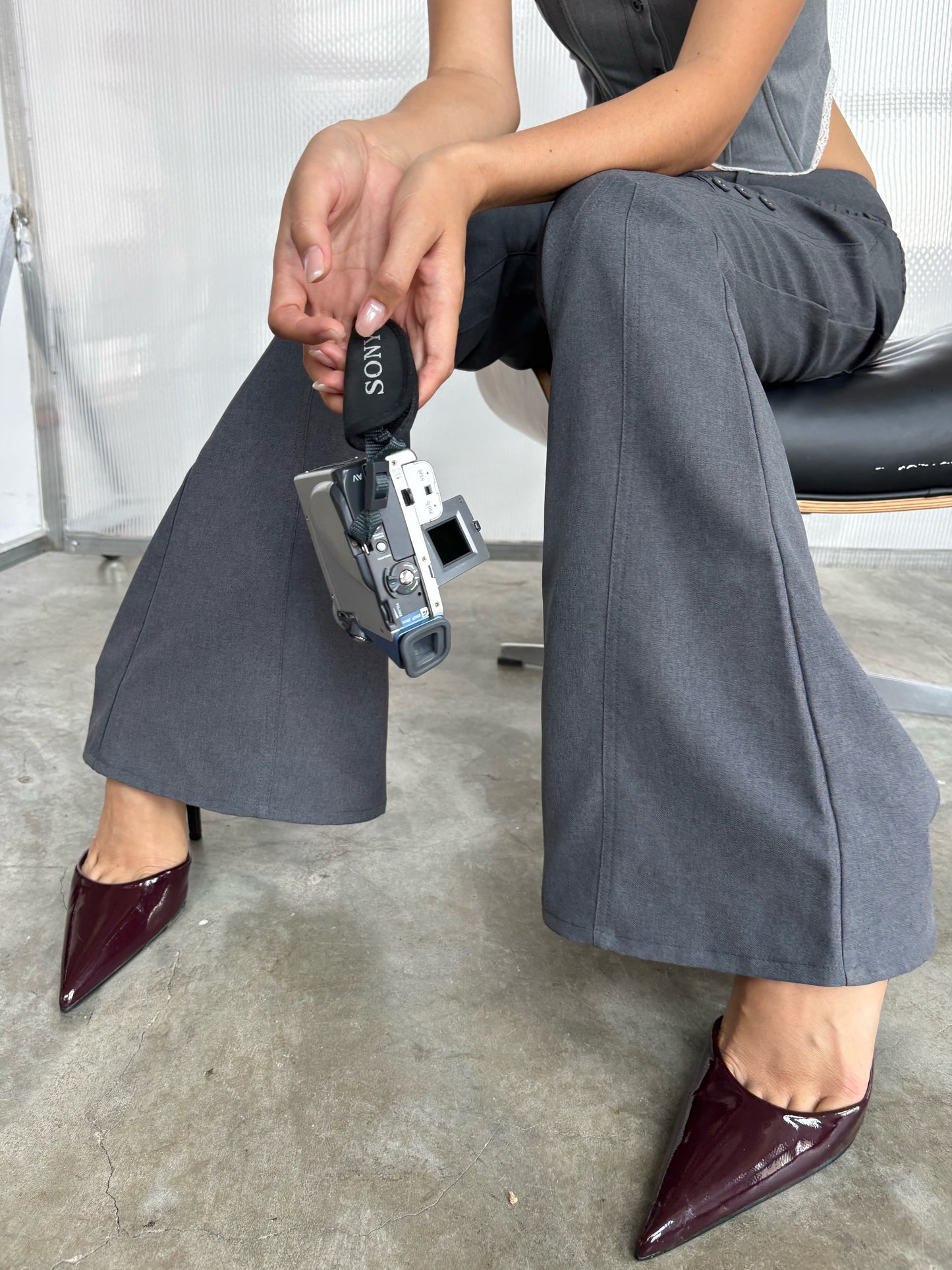 Aiai Studio Arising Flaire Pants