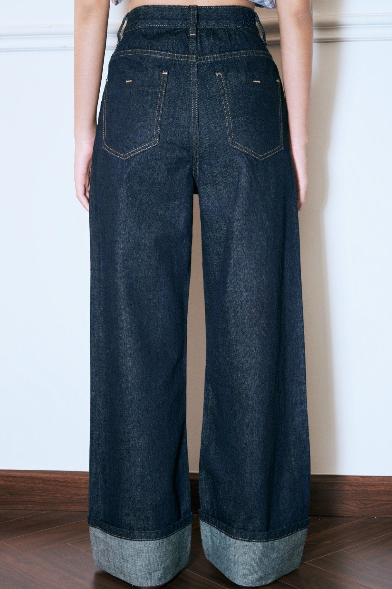Libe Indigo Straight Leg Jeans (Pre-order)