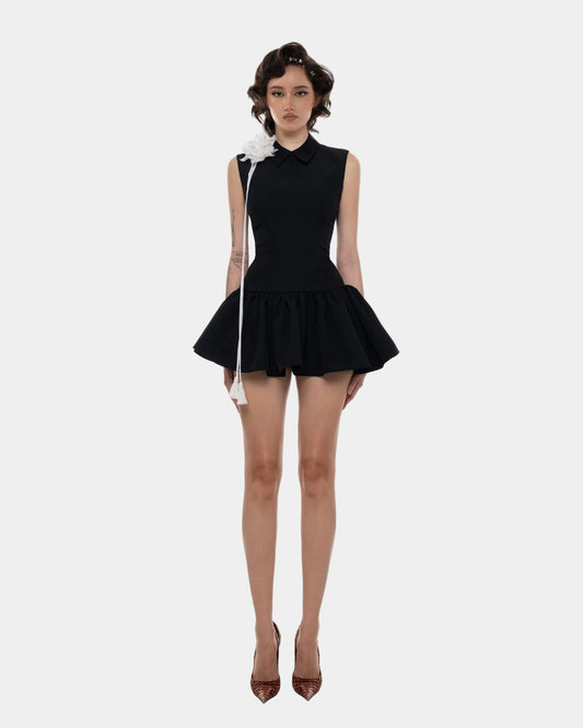 Huelleyrose Joan Dress With Flower Pin