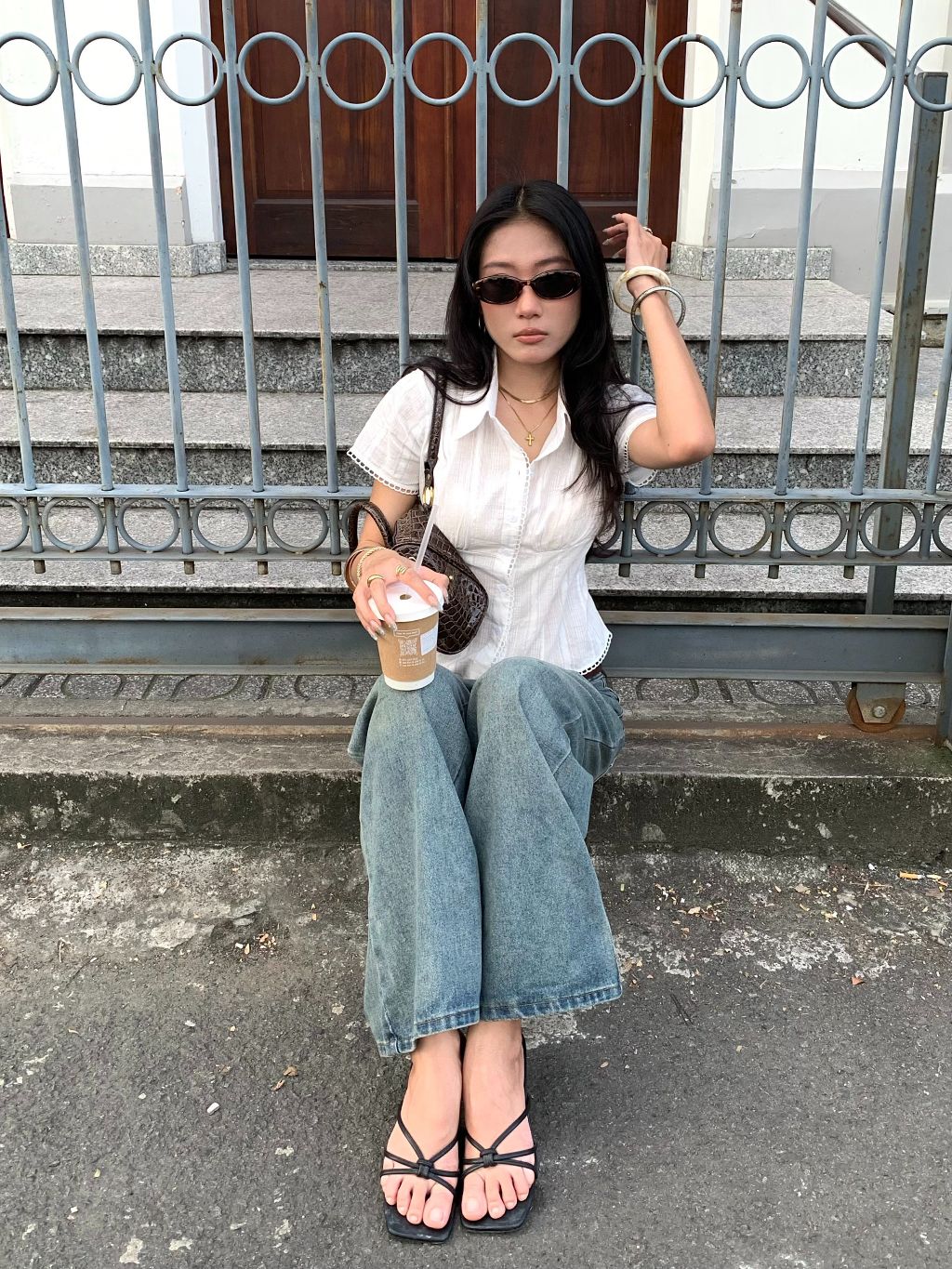 Mieufashionista Kamie Straight Jeans
