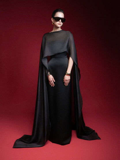 Kisserine Mivora Gown - Black