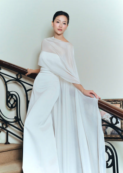 Kisserine Mivora Gown - White