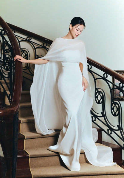 Kisserine Mivora Gown - White