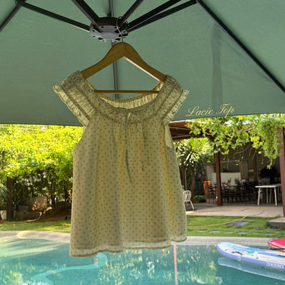17.official Lacie Top