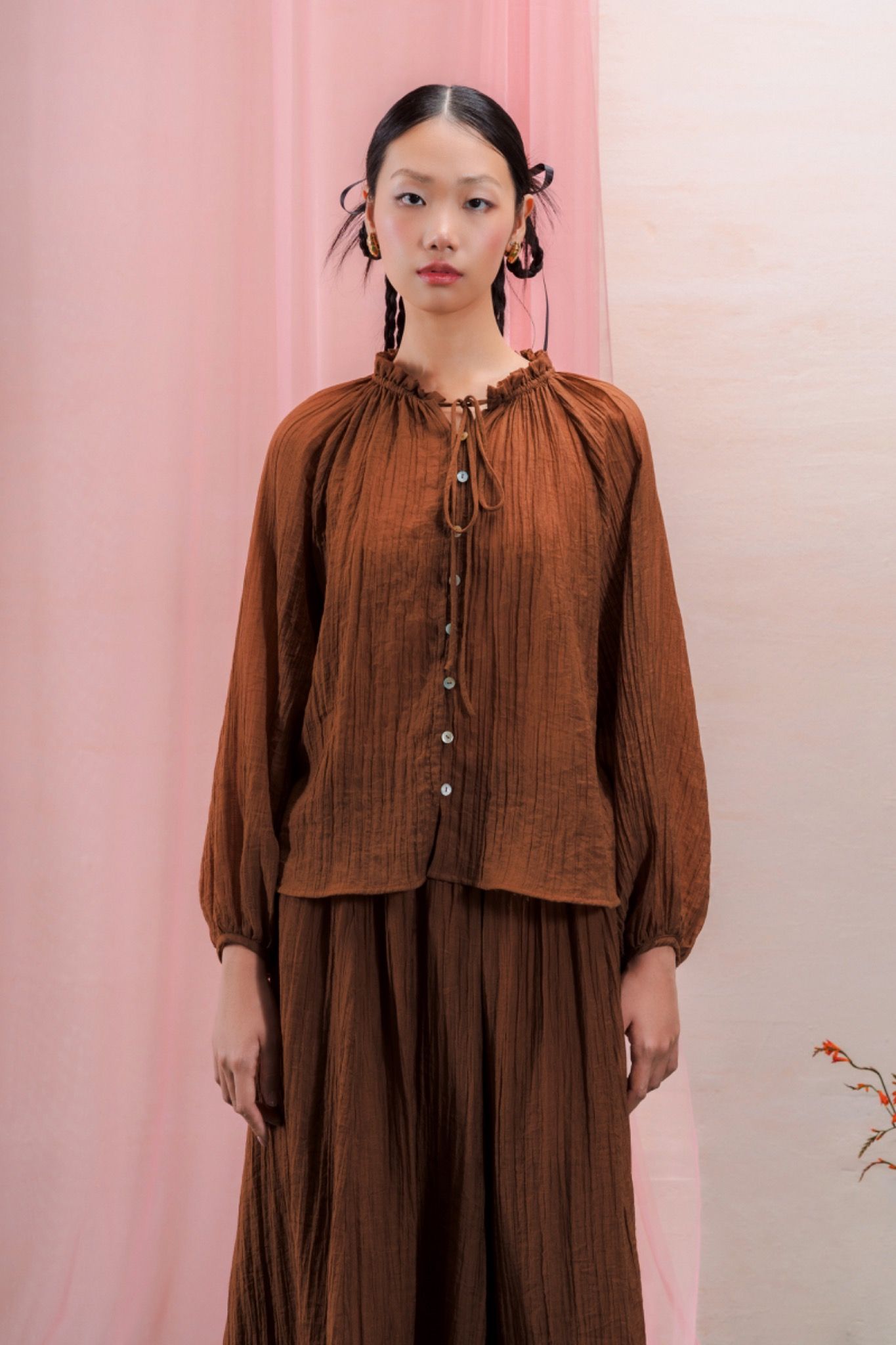Libe Lantern Sleeves Blouse (Pre-order)