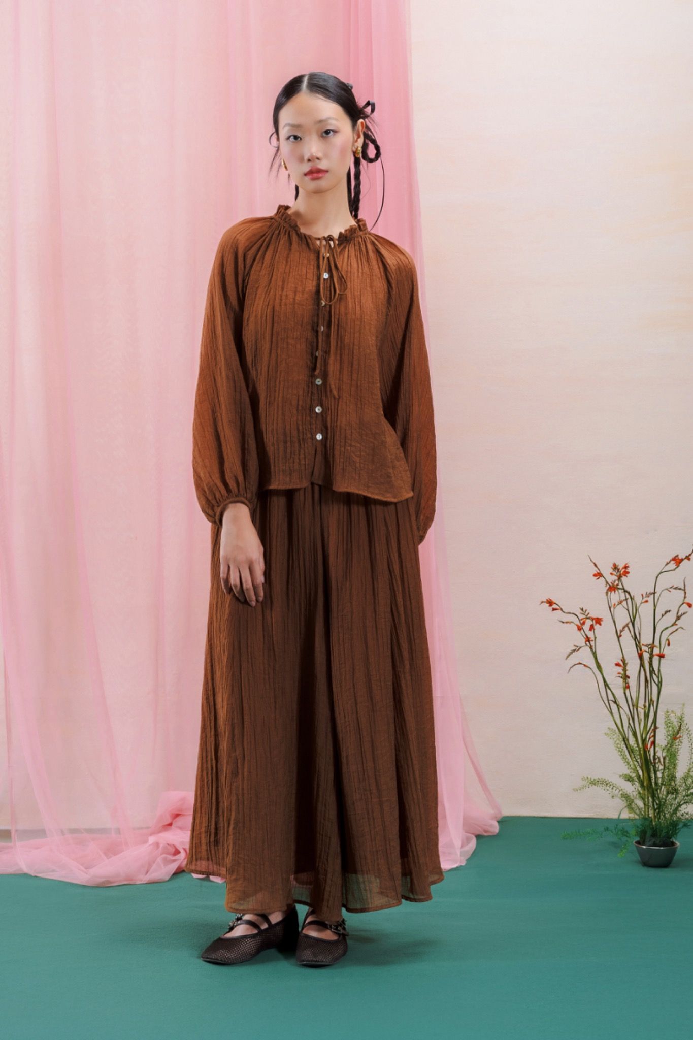 Libe Lantern Sleeves Blouse (Pre-order)