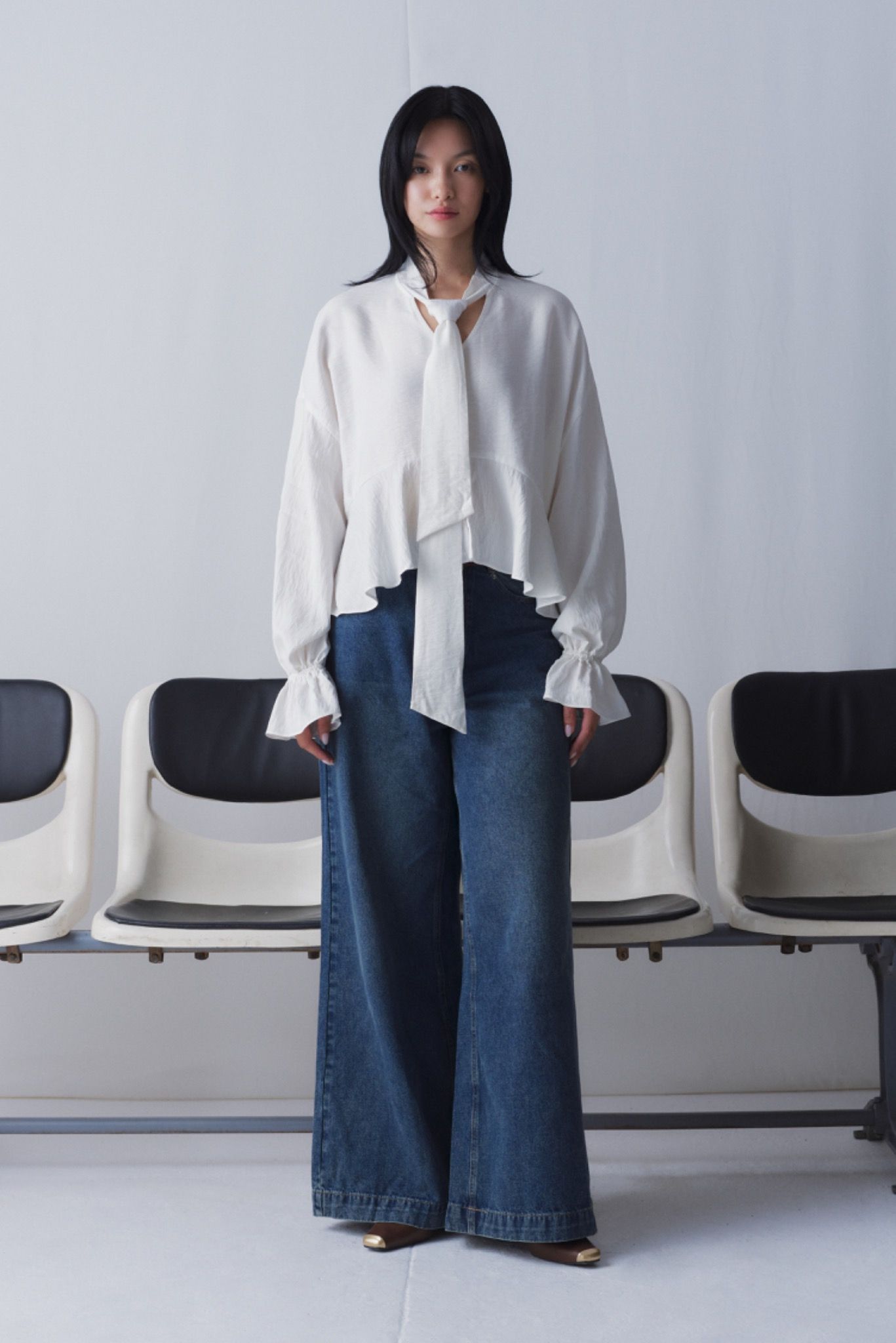 Libe Long Sleeve V-Neck Top (Pre-order)