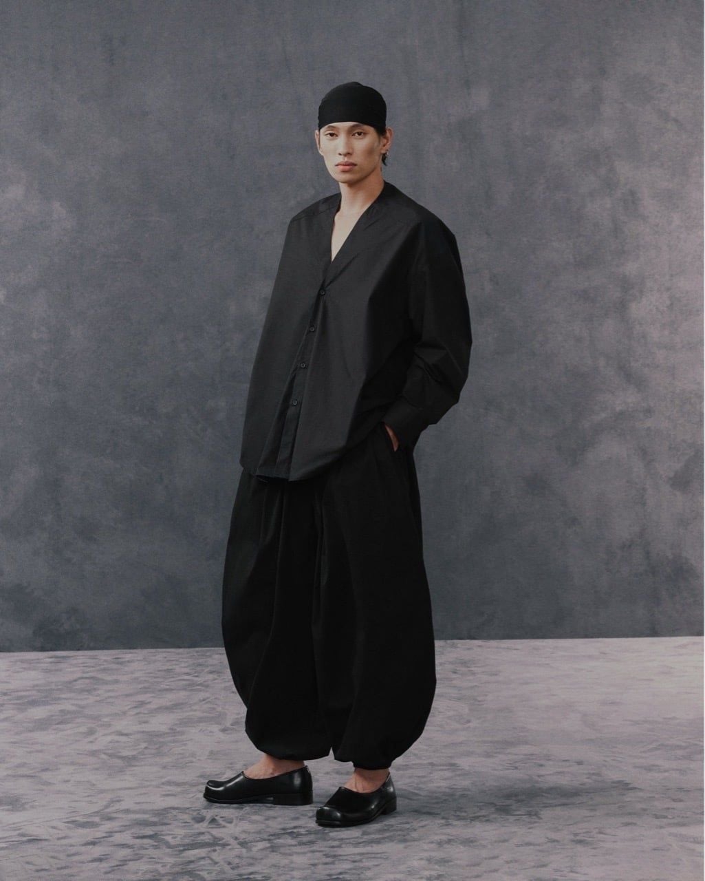 Hypnotism Low Collar Shirt