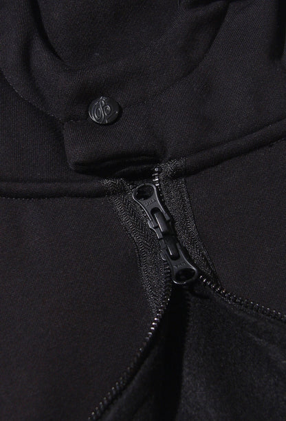 The Beuter Matte Black Boxy Zip