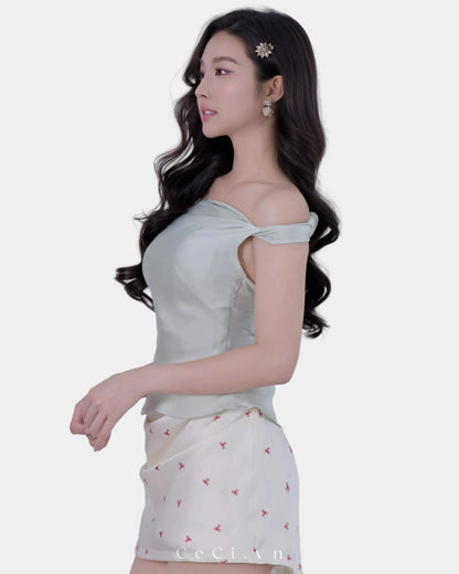 Ceci Mona Skirt - Petite Bow